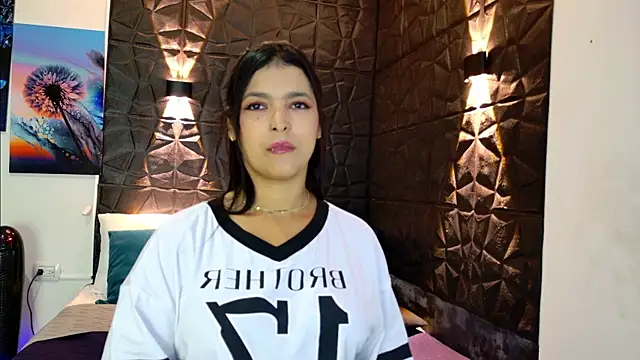 graceymilf666 live sex cam