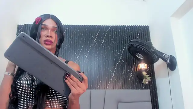 NaomiSteward live sex cam