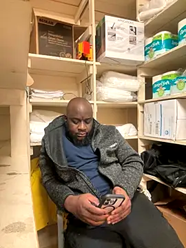 africandickxxl live sex cam