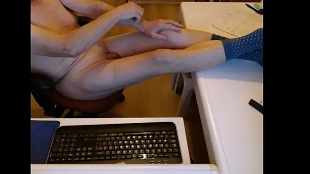 dutchpornking live sex cam