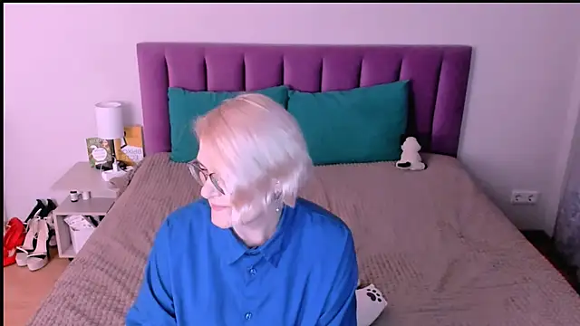 sabrinamacmarren's cam snapshot