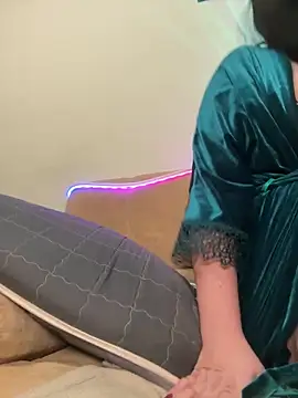 Evelinia live sex cam