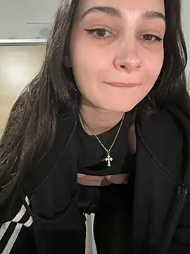 lunalovelee live sex cam