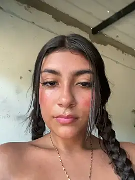 Sweed-virgin-pussy live sex cam