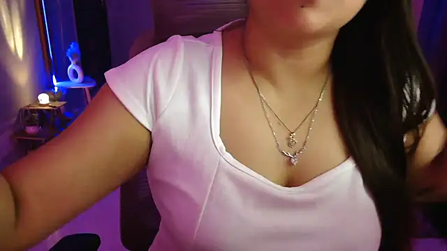 Mitikaa live sex cam