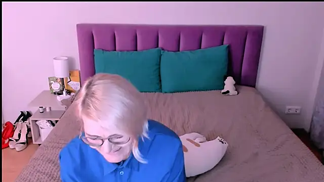 sabrinamacmarren's cam snapshot