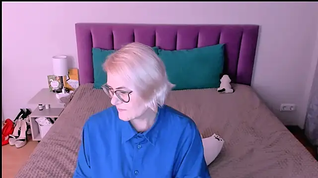 sabrinamacmarren's cam snapshot