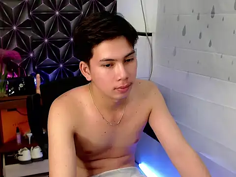 ursweet_jade's cam snapshot