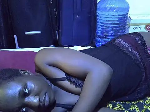 Adaline-Paris's cam snapshot