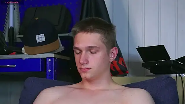 dustyn_fox's cam snapshot