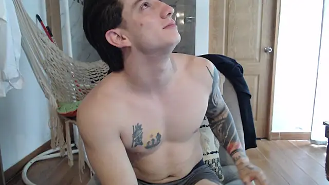 AteneoJr's cam snapshot