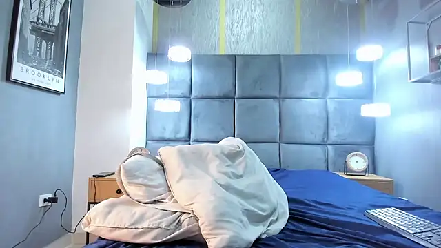 HunterHeat_'s cam snapshot