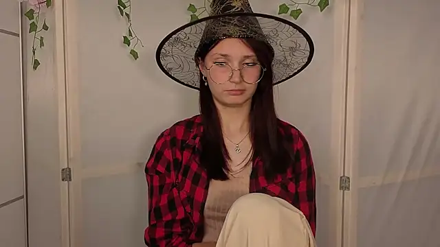 AnneNarain live sex cam