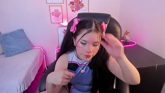 violettabond's cam snapshot