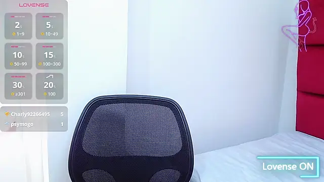 Flirty_Vibes's cam snapshot