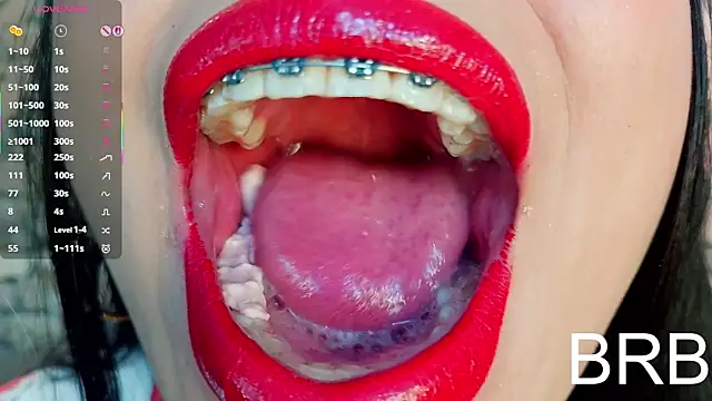 mia_roux1's cam snapshot