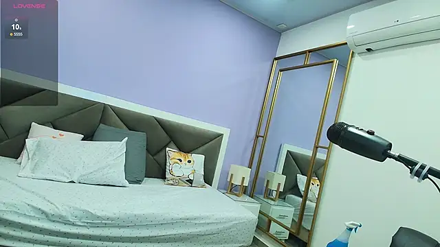 lisa_casper's cam snapshot