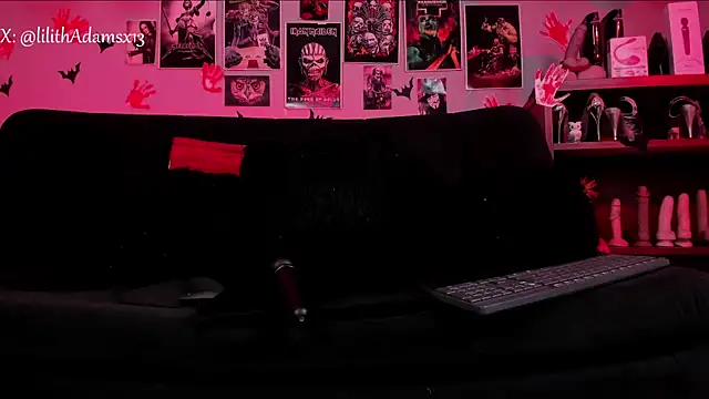 lilith-deveraux's cam snapshot