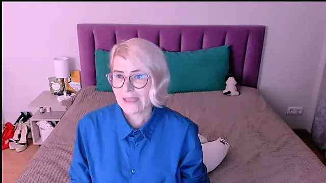 sabrinamacmarren's cam snapshot