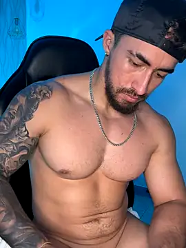 Brad_Summer live sex cam