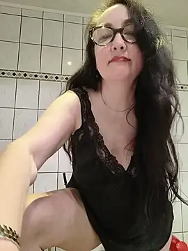 CamilleDesire's cam snapshot