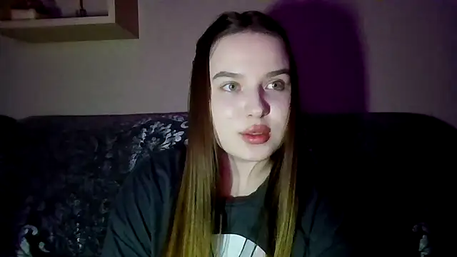 BratzDollVibes's cam snapshot