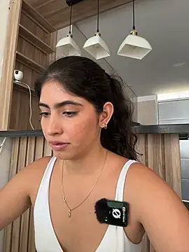 Gaby_zahir_'s cam snapshot