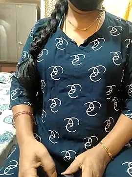 Hotgirlindian52's cam snapshot