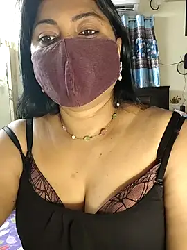 Anusri_359359's cam snapshot