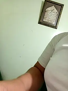 Mroma89six's cam snapshot