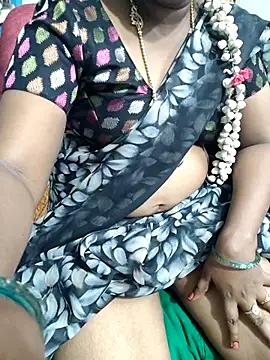 lolida69thamil's cam snapshot