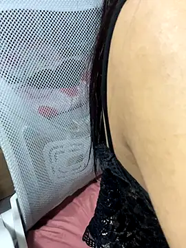 Mina048's cam snapshot