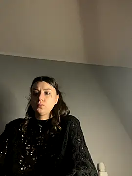 bunnythetailor's cam snapshot