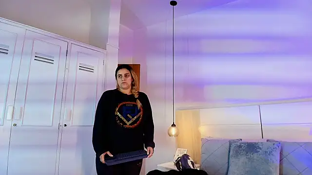 Dakota_Megan_69's cam snapshot