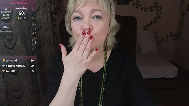 Rosette_Pricky's cam snapshot