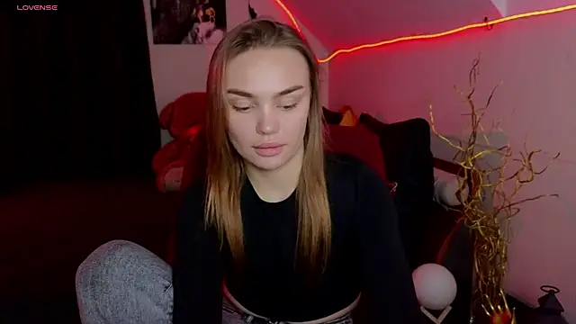 KitsyMoore's cam snapshot