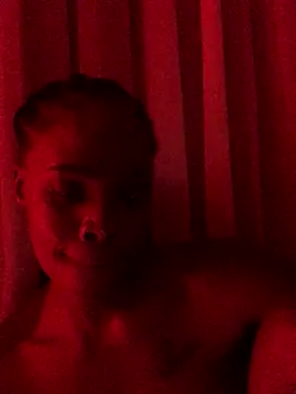 LuciousLips96's cam snapshot