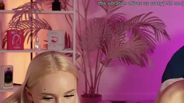 Olivia_livi's cam snapshot