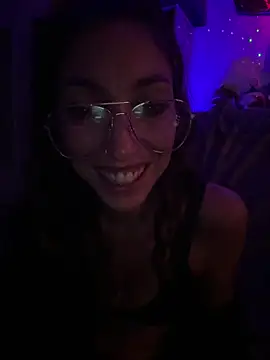 Amani_thewolf live sex cam