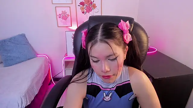 violettabond's cam snapshot