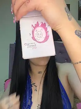 Emmie_Hot's cam snapshot