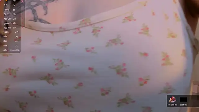 lilithlunna's cam snapshot