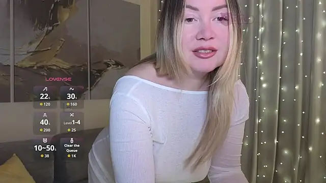 ElyaSoftTemptation's cam snapshot