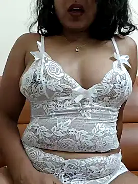 priyadevi17 live sex cam