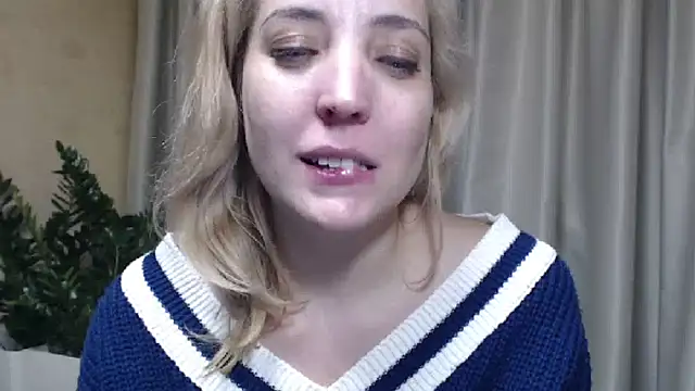 sweetpussy's cam snapshot