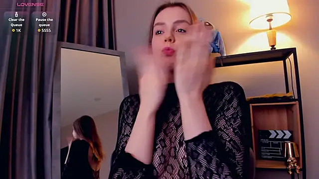 AftonChappel's cam snapshot