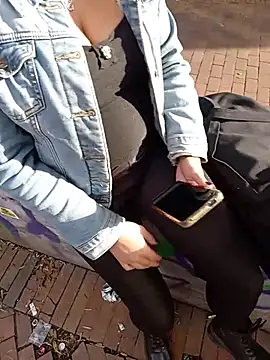 sophie_banger's cam snapshot