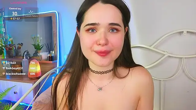 KateBleare live sex cam