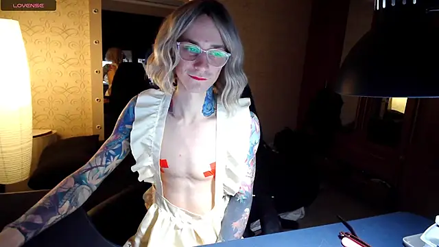 Julia_dolls live sex cam