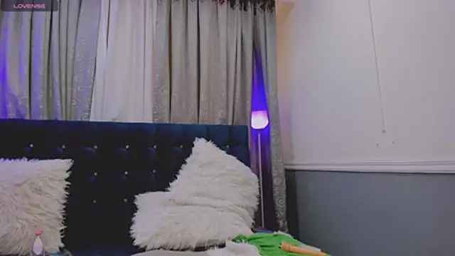 Oriana_Jhonson's cam snapshot